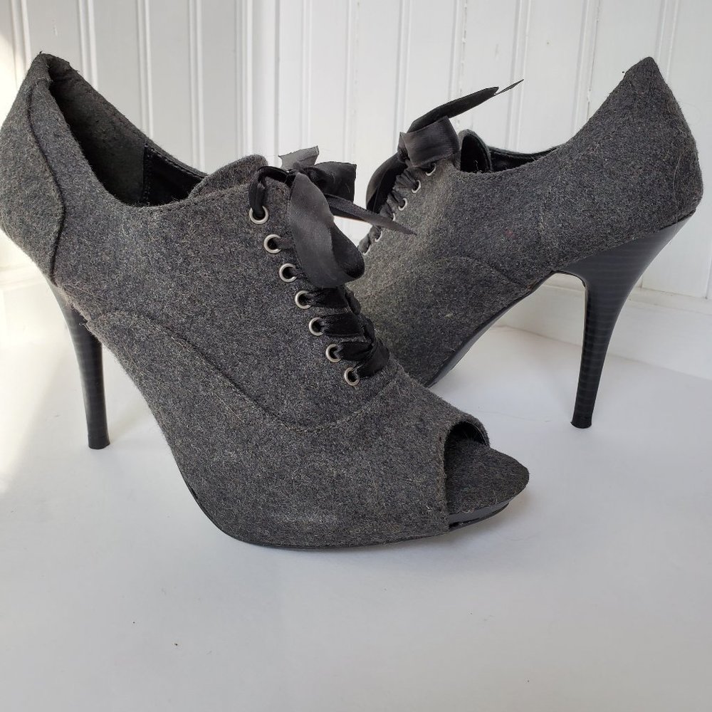 C Lauren Conrad. Grey Wool Bootie Heels, Size 7.5